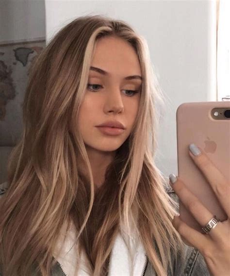 Visualizza altre idee su capelli castani, capelli castani con riflessi, capelli. Pin di Elis Cheese su Pics i want to do | Riflessi biondi su capelli