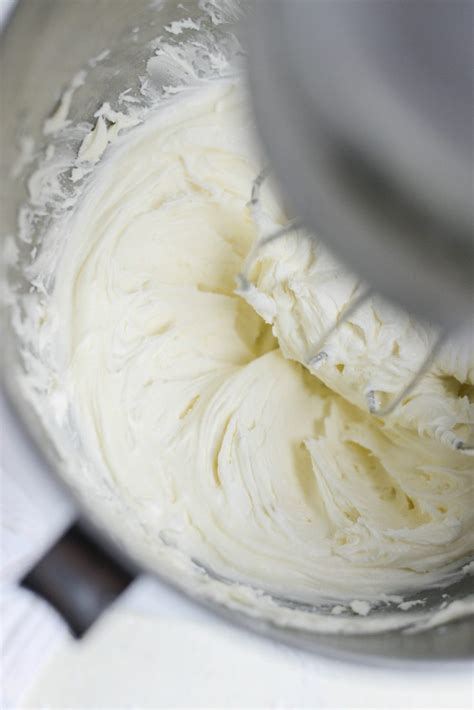 simple vanilla buttercream frosting recipe simply scratch