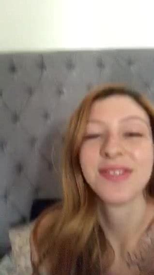 Karakoxx Having Fun With Sexy Girl Friends On Periscope