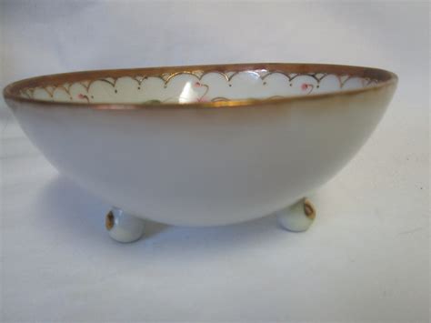 beautiful vintage porcelain nippon hand decorated rose pattern gold