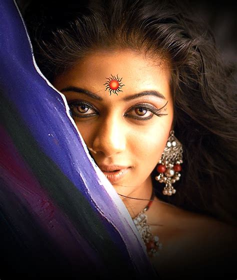 hot priyamani hd wallaper ~ wall pc