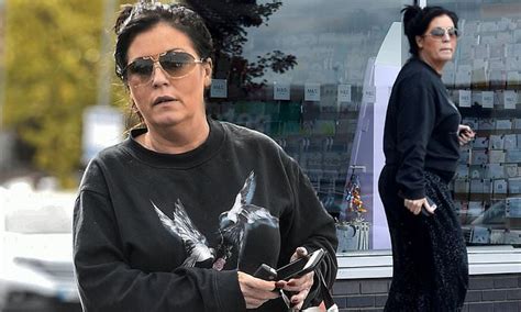 eastenders star jessie wallace adds sparkle to her shopping trip