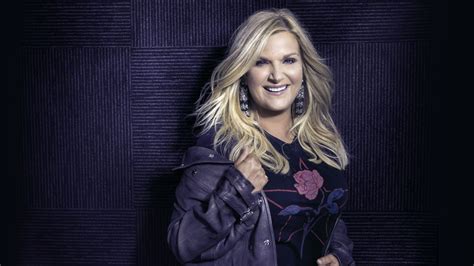 Why The Joy In Trisha Yearwood S Voice Comes Through Loud And Clear Cmt