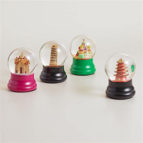 mini world landmarks snow globes set   snow globes unique