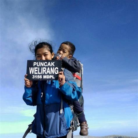 Kumpulan Foto Cewek Cantik Indonesia Para Pendaki Gunung