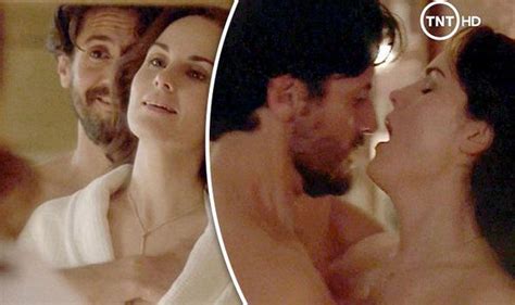 Downton Star Michelle Dockery Has Naked Sex Scene On Good