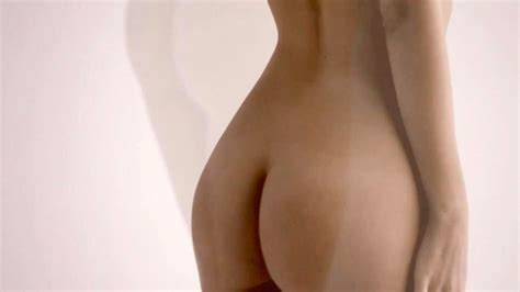 emily ratajkowski naked pussy video from photo shooting