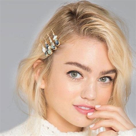 Embellished Hair Pins Hairstyle Trends 2020 Pflege