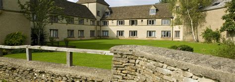 find student accommodation woodlands lodge     cirencester ucas