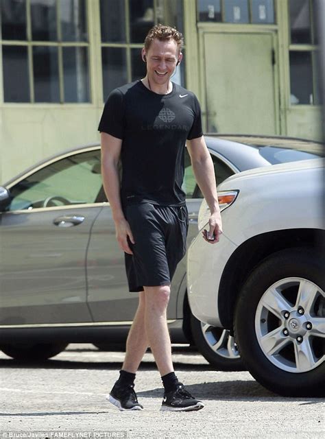 tom hiddleston works on his fitness after at west