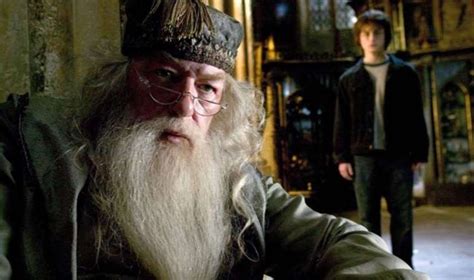 dumbledore harry potter sevenlerini uezdue  yasinda hayata goezlerini