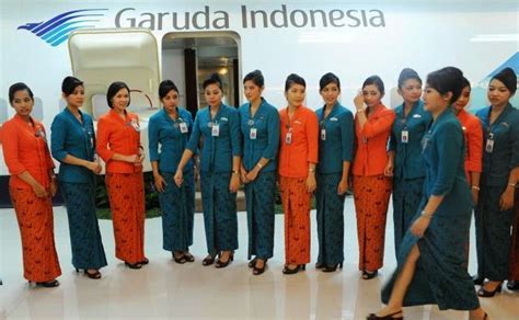 beauty gorgeous stewardess training in garuda indonesia ~ world stewardess crews