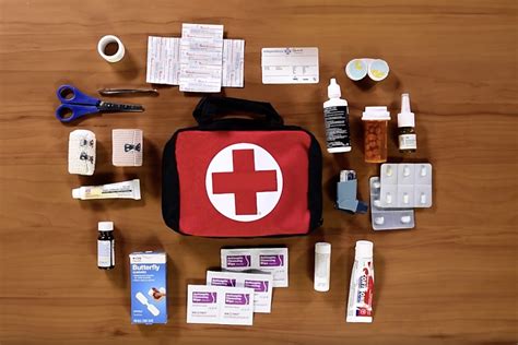 safety   tips  packing  perfect  aid kit