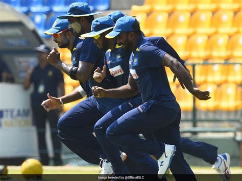 sri lankan cricket team  resume outdoor training cricket news