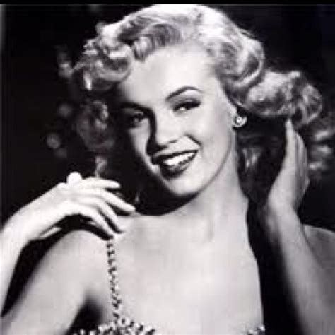 Pin By Mermaid On Old Hollywood Glamour Marilyn Monroe