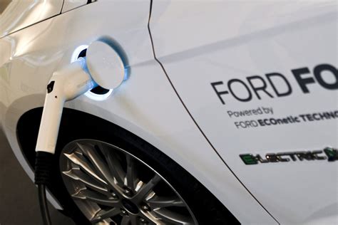 ford electric vehicles  hybrids       models arriving