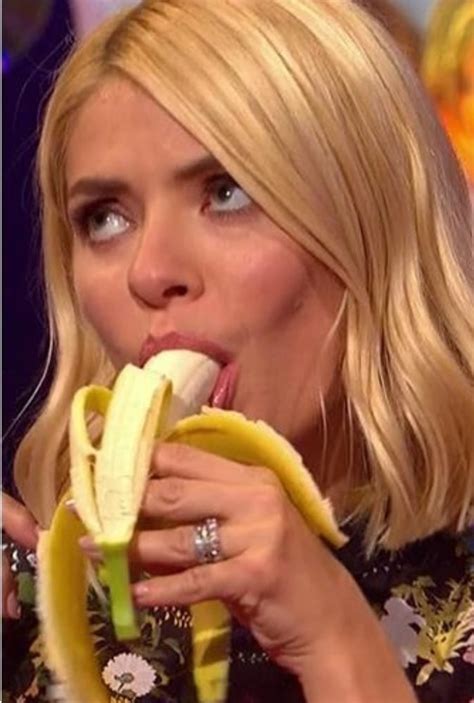 gorgeous milf holly willoughby sucking banana like cock 6 pics xhamster