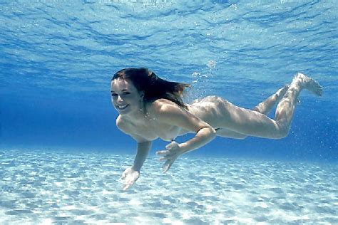 underwater girls 93 pics xhamster