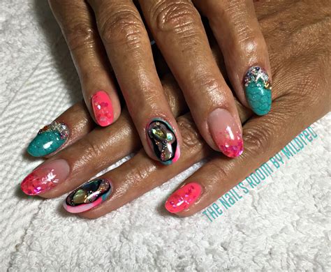 love   clients   summer inspired nails thenailsroom unas