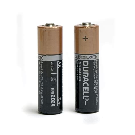 duracell aa battery pair
