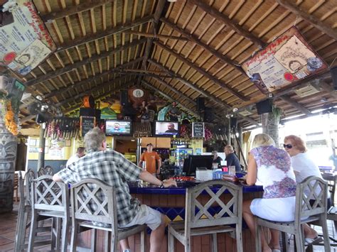 hut bar  grill florida beach bar