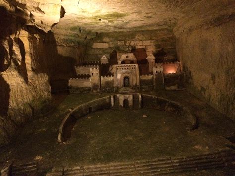 catacombs  paris travel  history anna shamory