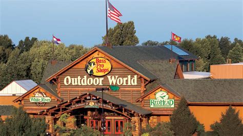 covid  outbreak bass pro shops manages operations