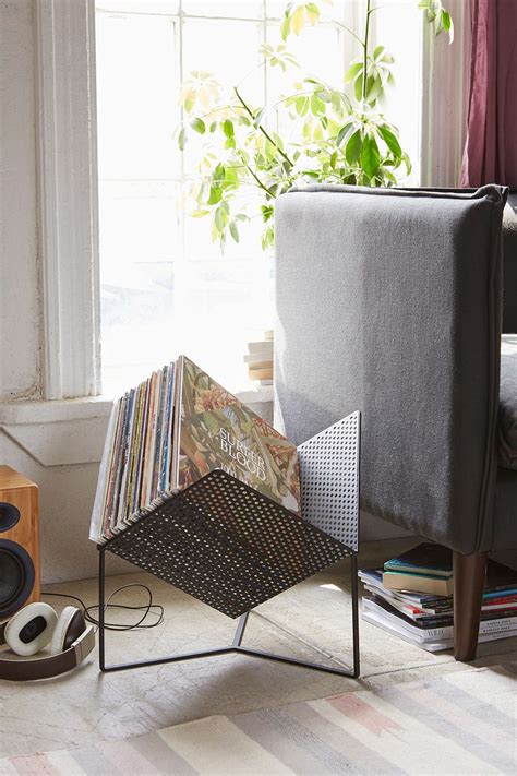 simple  classy ways  store  vinyl record collection
