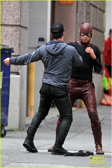 Grant Gustin And Stephen Amell Shoot The Flash And Arrow Crossover In