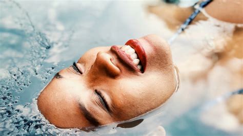 benefits   hydrating facial