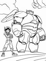 Baymax Hiro Coloriage Hamada Grandes Lucha Combattimento Colorkid Malvorlagen Palla Heroe Kämpfende Roboter Ausdrucken sketch template