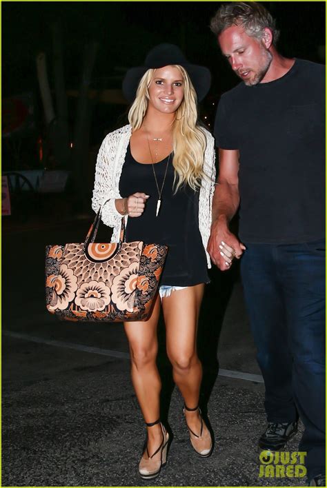 Jessica Simpson Gets Back Into Her Daisy Dukes Photo 3442570 Eric