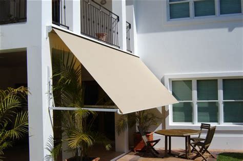 external blinds awnings townsville  coloured house