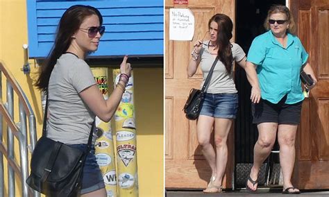 Casey Anthony Spotted Leaving Bar During Happy Hour Daily Mail Online