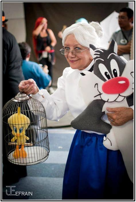 awesome granny cosplay looney toons by osvaldocooper on deviantart