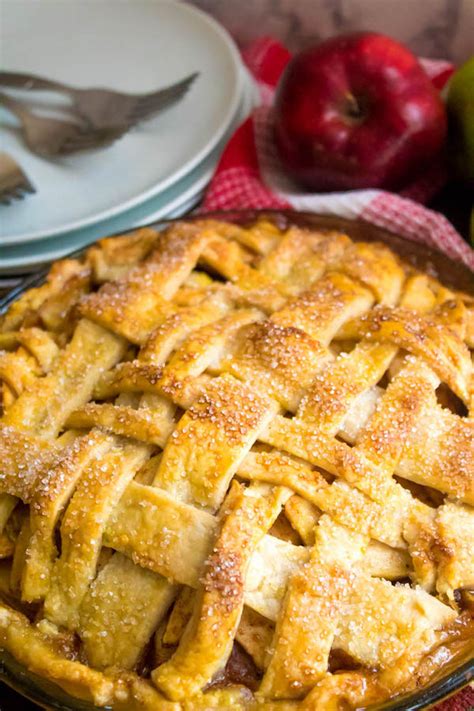 Apple Pie Recipe From Scratch How To Bake An Apple Pie From Scratch