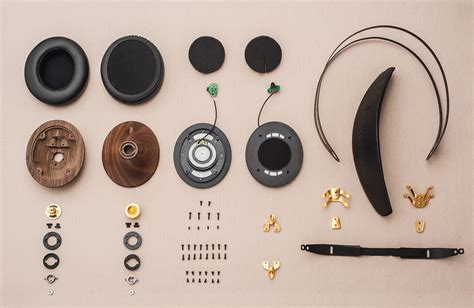 meze headphones creates  ultimate crafted wood premium headphones