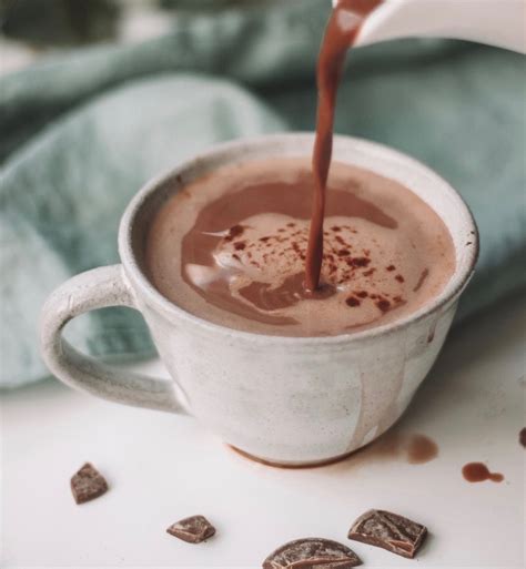 How To Make The Healthiest Cup Of Hot Cocoa Healthy Hot Chocolate My