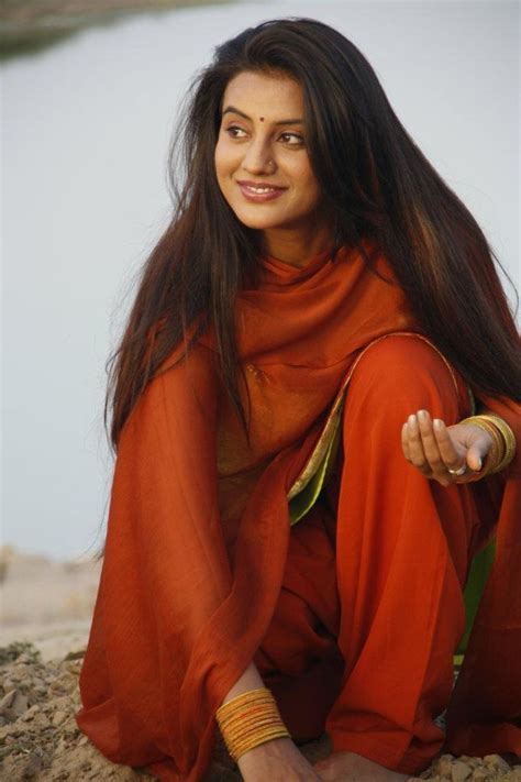 bhojpuri actress akshara singh hot photos wallpapers gallery