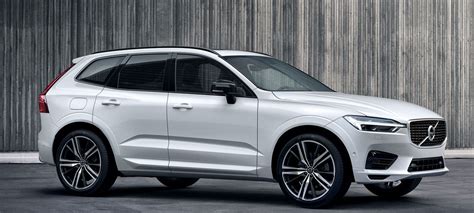 volvo xc  awd recharge  design expression