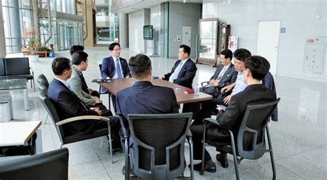 s korean inspectors visit kaesong the chosun ilbo