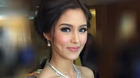 Must See Top 10 Most Beautiful Filipina Celebrities