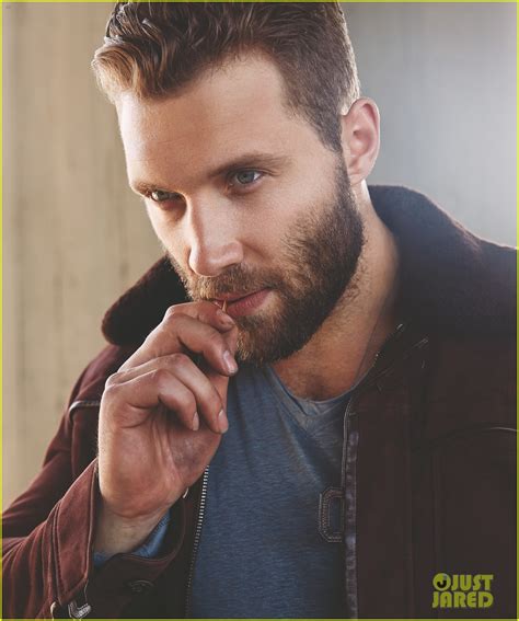 suicide squad s jai courtney oozes scruffy sex appeal on