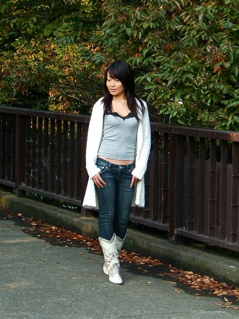 Japanese Girl Posing Lhoon Flickr