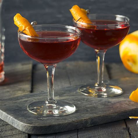 35 easy mixed drinks anyone can master i taste of home
