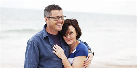 10 Ways To Survive Midlife Dating Huffpost