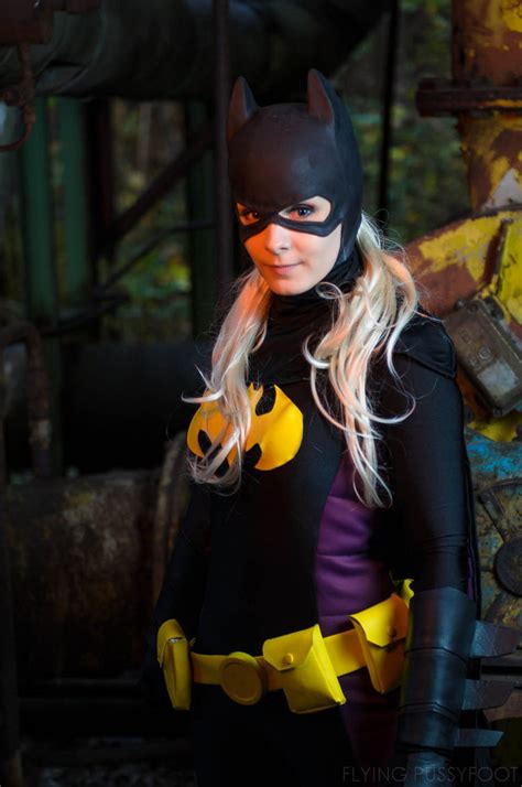time for some action [batgirl iv stephanie brown] by vandrob59 on deviantart