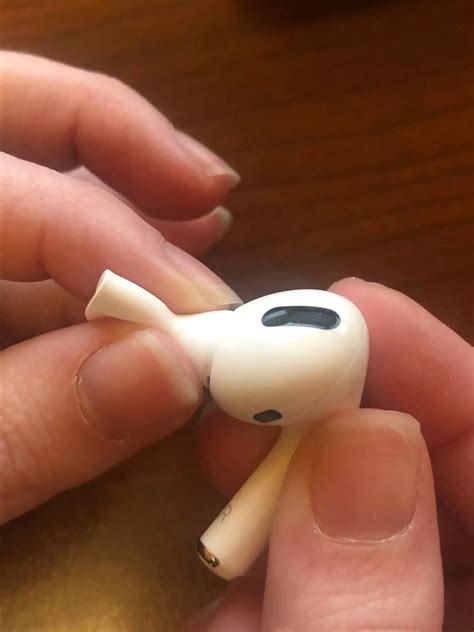 change  ear tips   airpods pro  figure   size fits  business