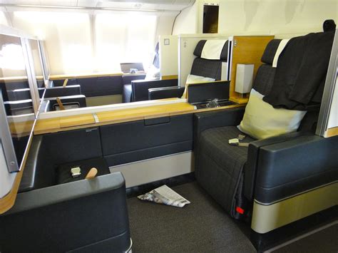 Review First Class Airbus A330 With Swiss Air