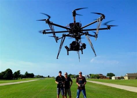 berbagai ide bisnis sewa drone  bisa  coba jual drone pertanian indonesia
